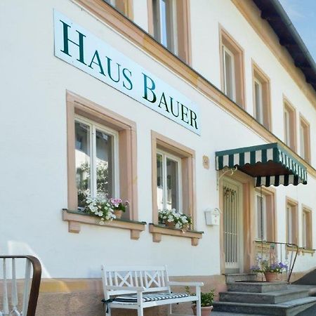 Hotel Haus Bauer บาด แบร์เน็ค อิม ฟิชเทลเกอเบียร์เกอ ภายนอก รูปภาพ