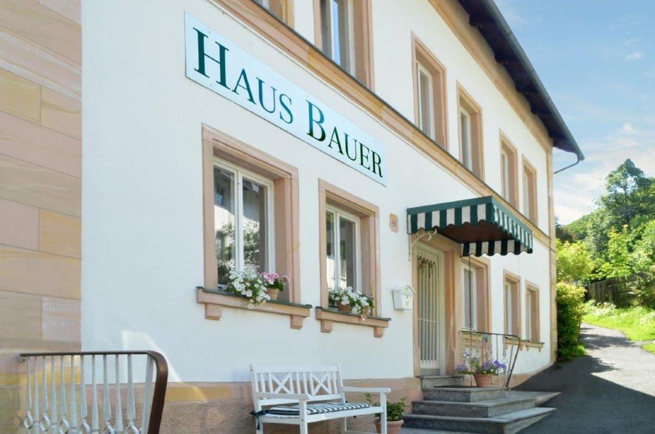 Hotel Haus Bauer บาด แบร์เน็ค อิม ฟิชเทลเกอเบียร์เกอ ภายนอก รูปภาพ