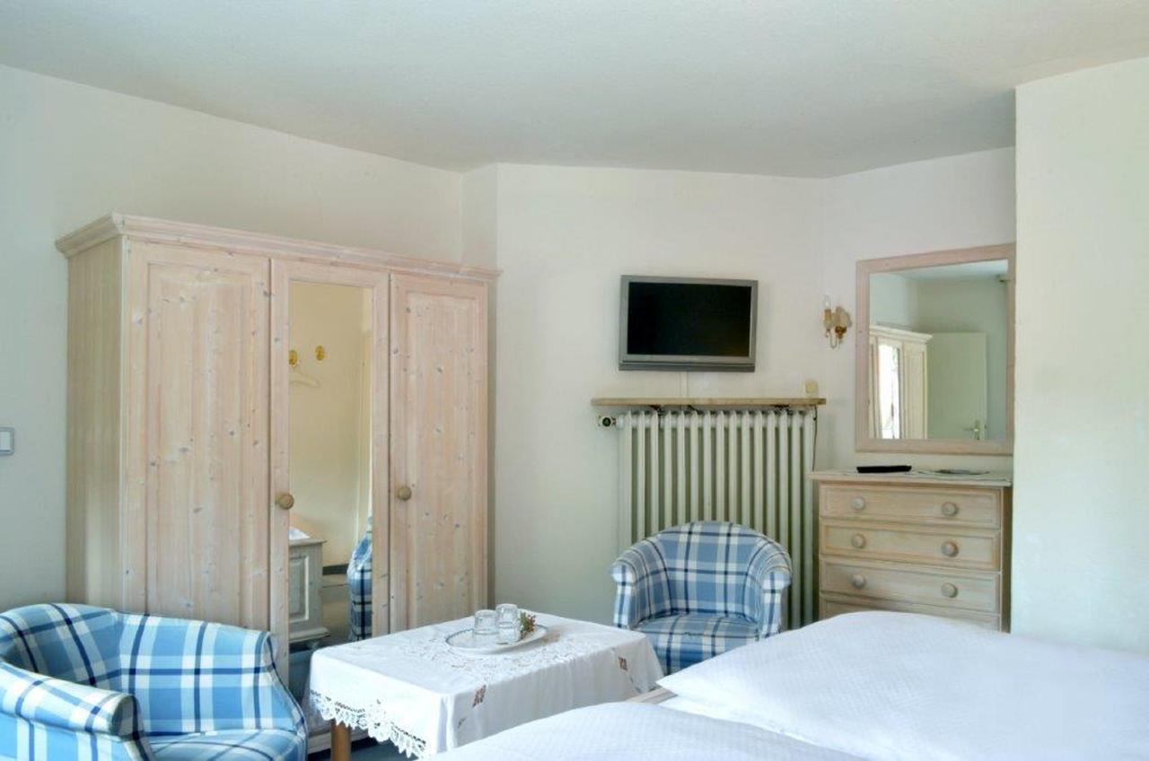 Hotel Haus Bauer บาด แบร์เน็ค อิม ฟิชเทลเกอเบียร์เกอ ภายนอก รูปภาพ