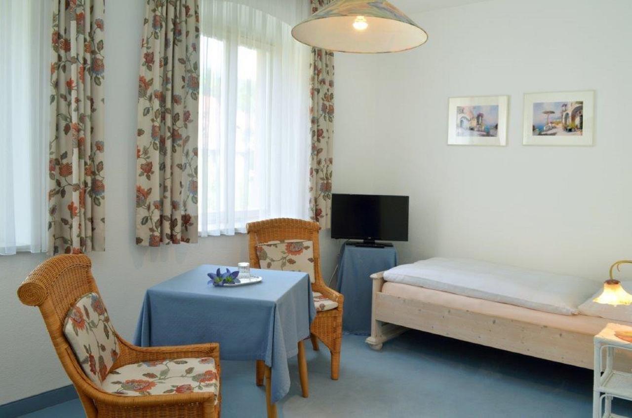 Hotel Haus Bauer บาด แบร์เน็ค อิม ฟิชเทลเกอเบียร์เกอ ภายนอก รูปภาพ