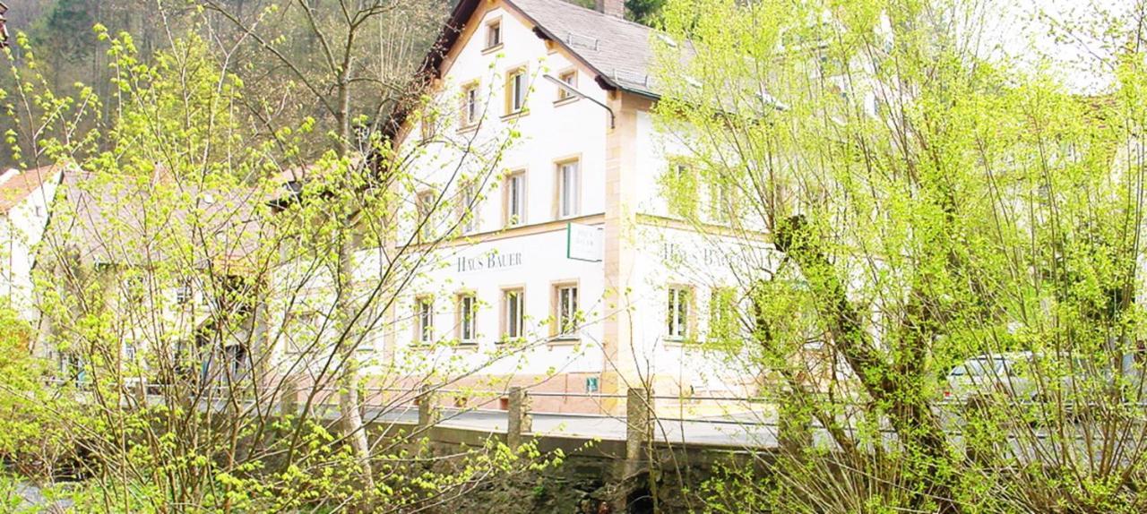 Hotel Haus Bauer บาด แบร์เน็ค อิม ฟิชเทลเกอเบียร์เกอ ภายนอก รูปภาพ